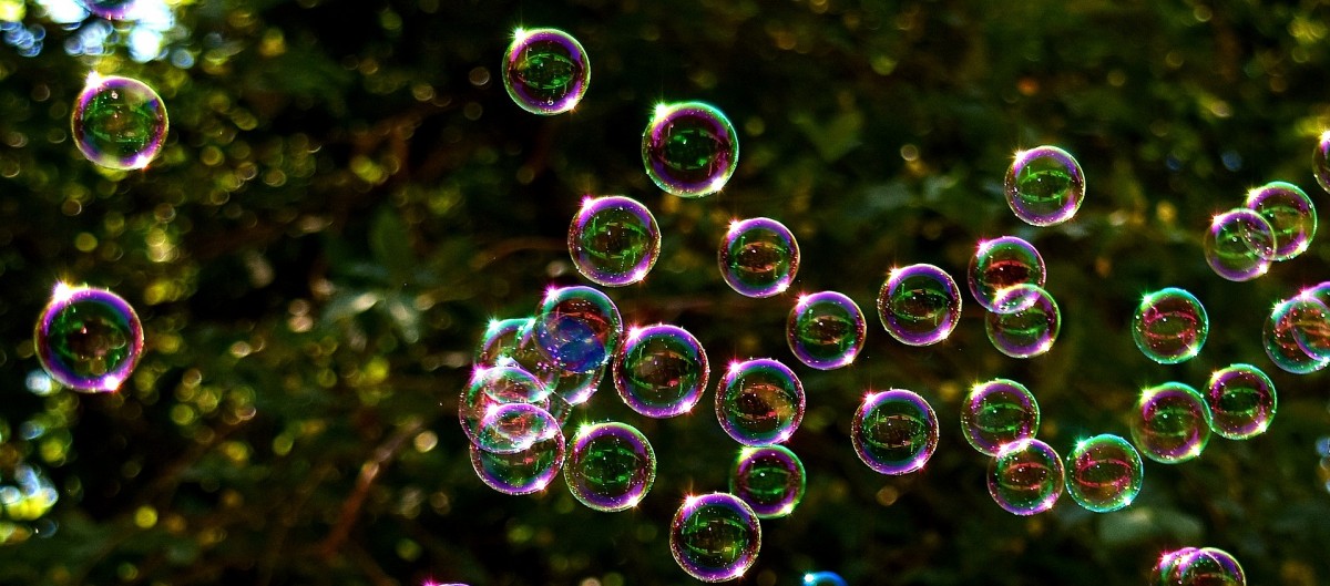 soap-bubbles-2417436 1920 soap-bubbles-2417436 1920